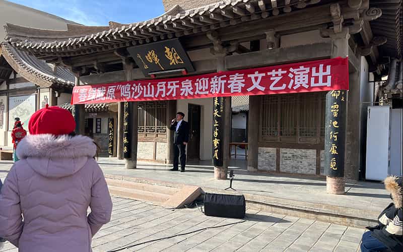 廣告物料制作會(huì)場(chǎng)布景舞臺(tái)搭建展位搭建舞臺(tái)燈光設(shè)備演藝音響高清LED屏