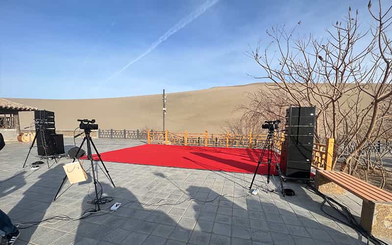 廣告物料制作會(huì)場(chǎng)布景舞臺(tái)搭建展位搭建舞臺(tái)燈光設(shè)備演藝音響高清LED屏