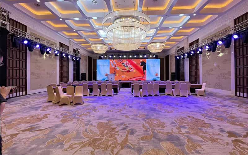 廣告物料制作會場布景舞臺搭建展位搭建舞臺燈光設(shè)備演藝音響高清LED屏 廣告物料制作會場布景舞臺搭建展位搭建舞臺燈光設(shè)備演藝音響高清LED屏